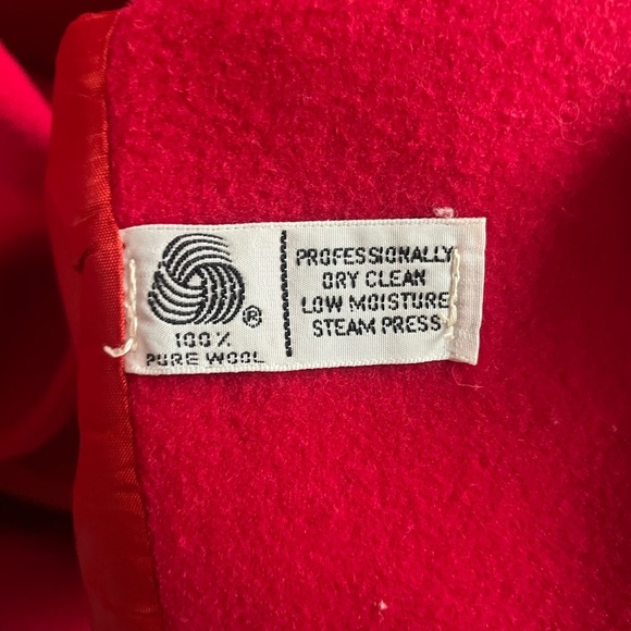 Wool Elegant Red Women's Coat - Picture 7 of 13